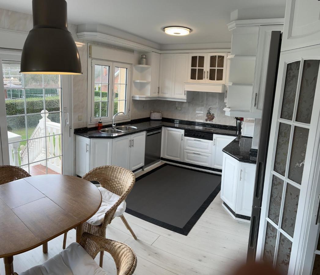 Ribadesella Playa 3 Villa Екстериор снимка